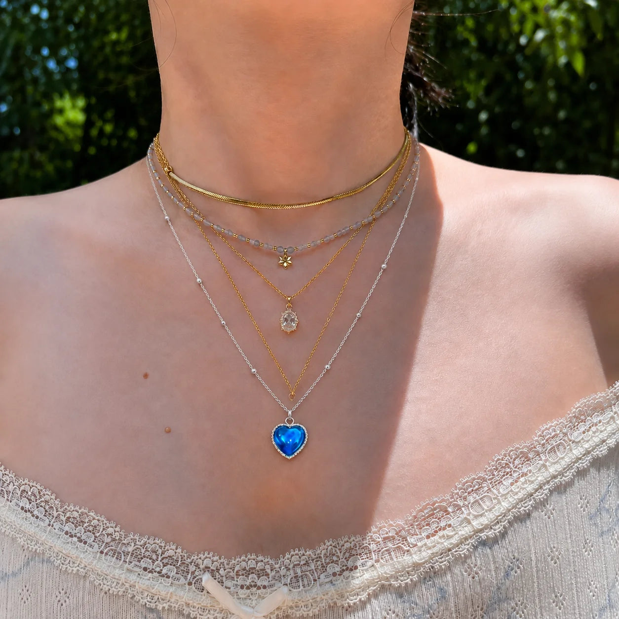 💖 Buy 1 Get 1 Free： Emotion-Sensing Mood Color-Changing Heart Necklace